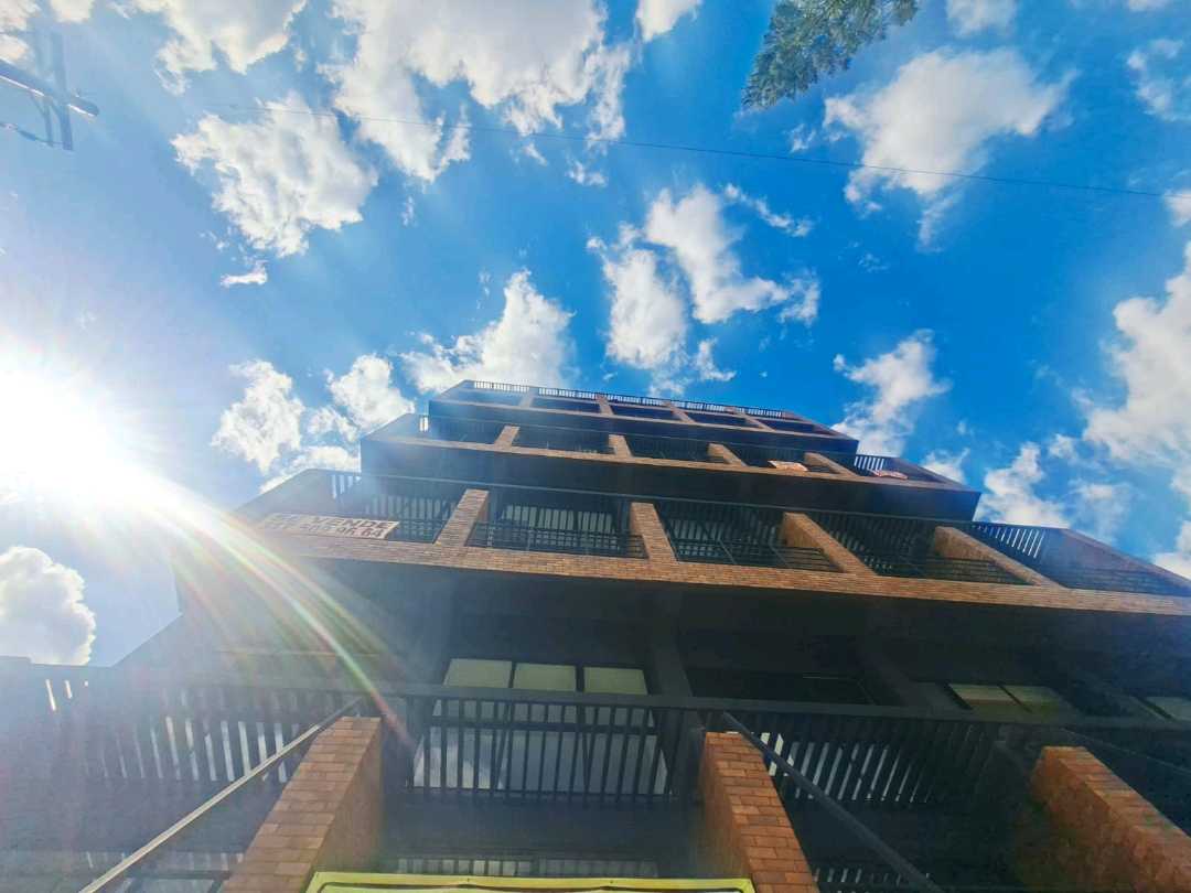 Local comercial en venta Laureles cerca a un airbnb.