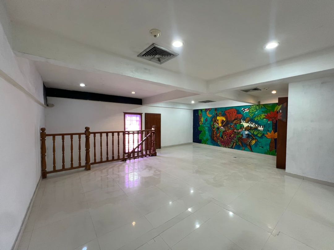 LOCAL COMERCIAL EN VENTA UBICADO EN EL CC EL REMANZO MA-9598681 - Foto 4