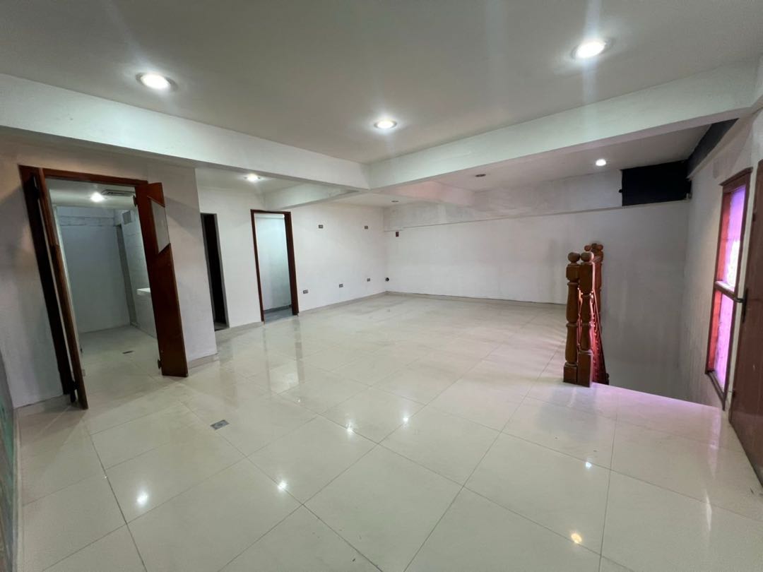 LOCAL COMERCIAL EN VENTA UBICADO EN EL CC EL REMANZO MA-9598681 - Foto 5