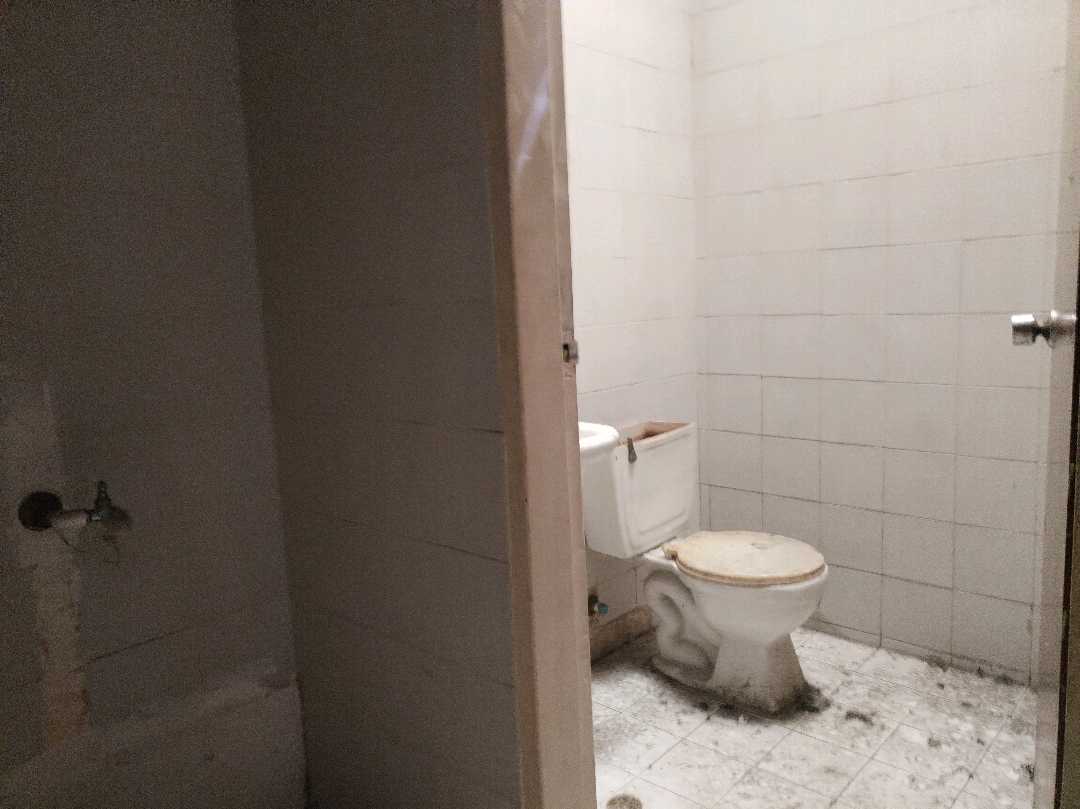 Local Comercial en Venta en Valencia, EM-8951194 - Foto 4