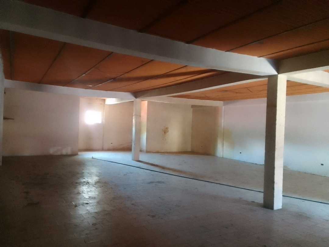 Local en alquiler Av Fernando Figueredo c/c Comercio JR-9802631 - Foto 3