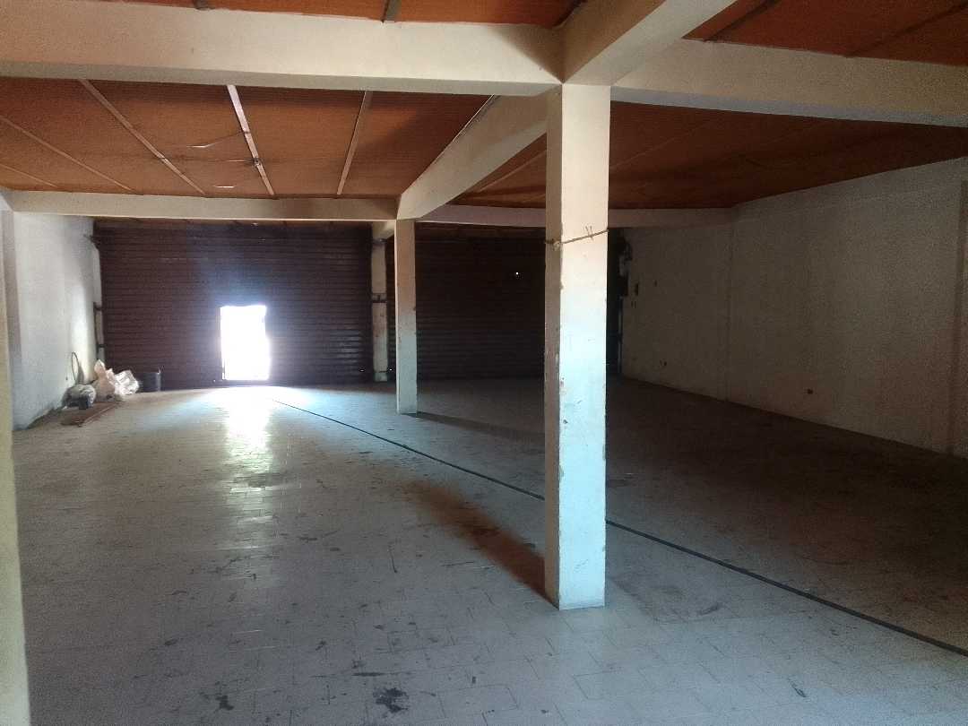 Local en alquiler Av Fernando Figueredo c/c Comercio JR-9802631 - Foto 8