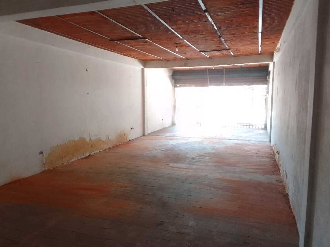 Local en alquiler Av Fernando Figueredo c/c Comercio JR9804247 - Foto 5