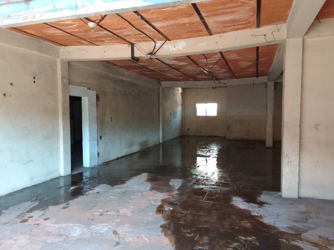 Local en alquiler Av Fernando Figueredo c/c Comercio JR-9804269 - Foto 5