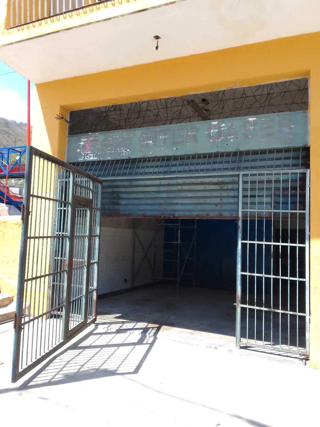 Local en alquiler Calle Comercio c/c Av. Fernando Figueredo JR-