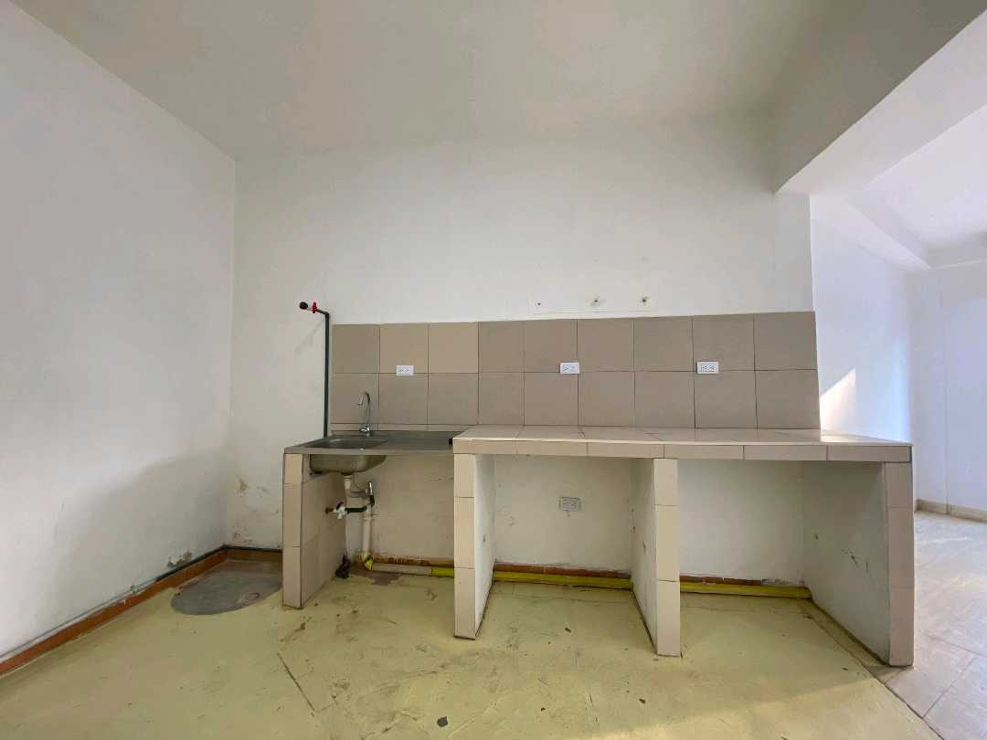Local en alquiler en Av. Montes de oca C/C Av. Rojas Queipo HV-9778170 - Foto 4
