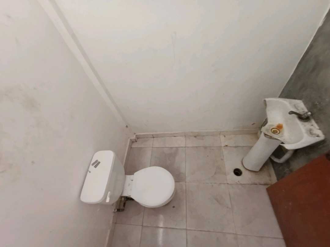 Local en alquiler en Naguanagua Av. Principal HV-9795175 - Foto 4