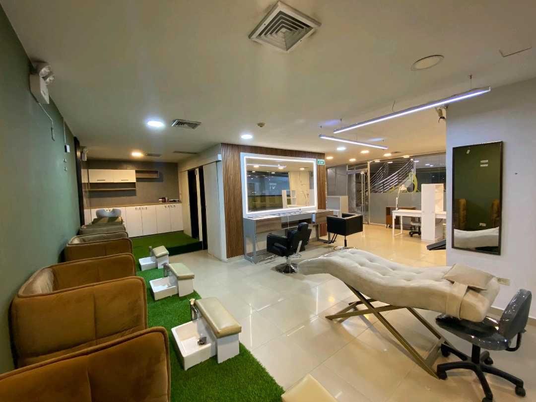 Local en alquiler peluquería / Spa CC Via Veneto Naguanagua HV-9787237 - Foto 2