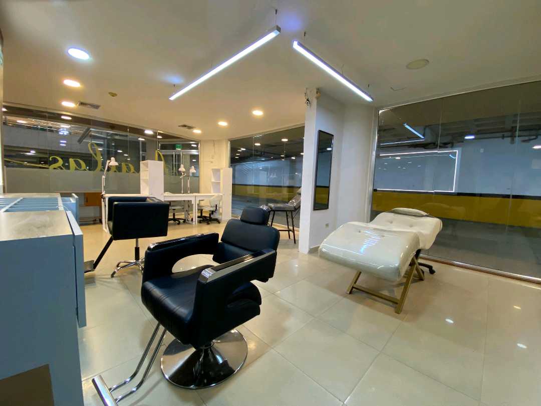 Local en alquiler peluquería / Spa CC Via Veneto Naguanagua HV-9787237 - Foto 3