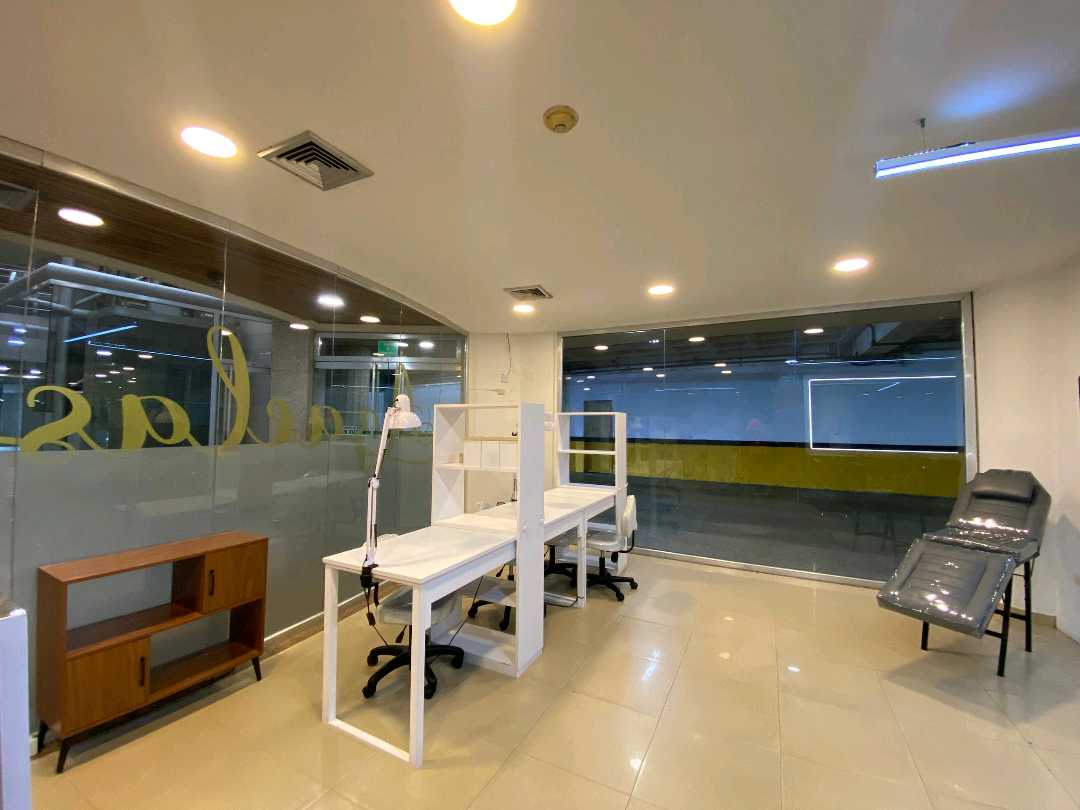Local en alquiler peluquería / Spa CC Via Veneto Naguanagua HV-9787237 - Foto 8