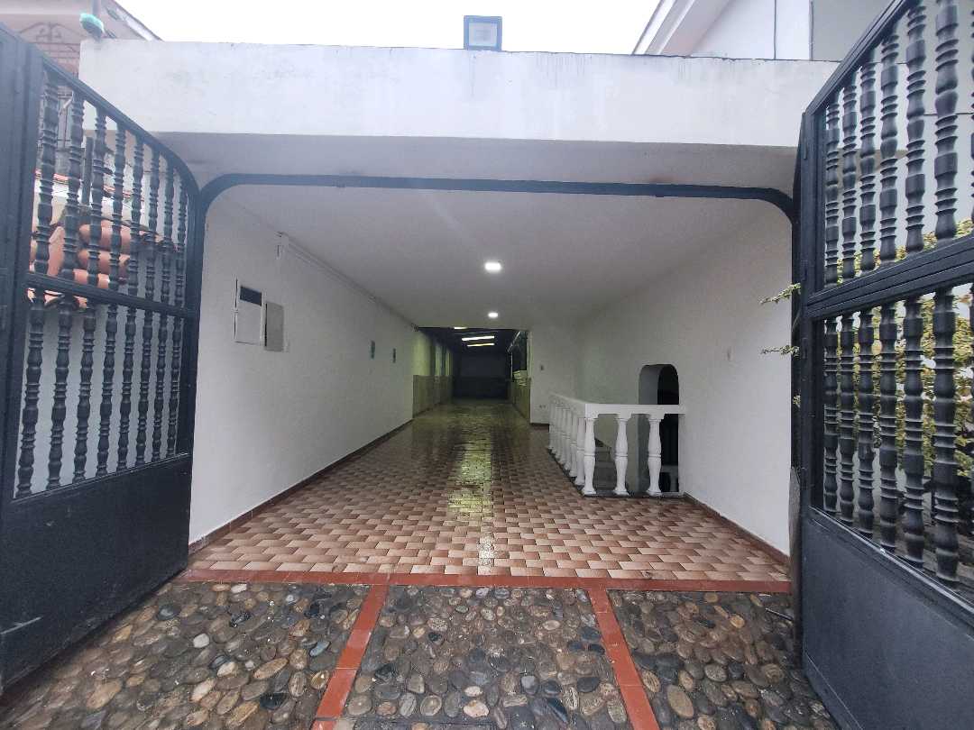 Local en Alquiler Urb Prebo II AA-9468353 - Foto 1
