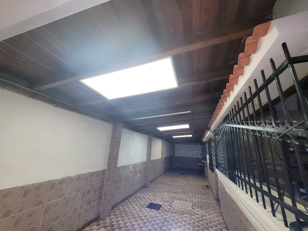 Local en Alquiler Urb Prebo II AA-9468353 - Foto 2