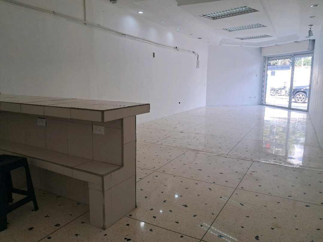Local en alquiler Urb Carabobo cerca de la Viña, Valencia MRG-9650636 - Foto 3