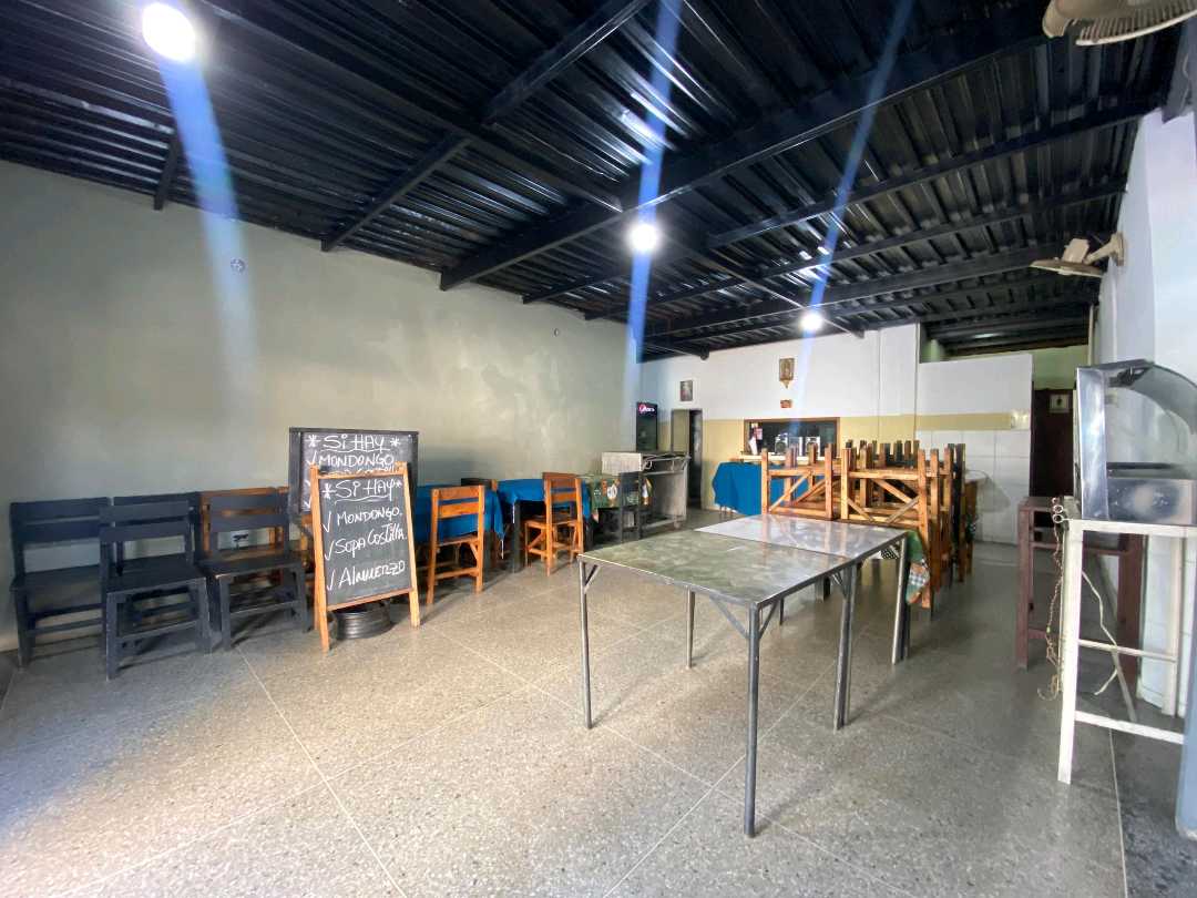 Local en alquiler Naguanagua Av principal  HV- 9752499 - Foto 4
