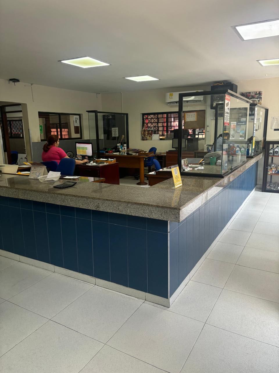 LOCAL EN ARRIENDO EN CUATRO VIENTOS - CARTAGENA
