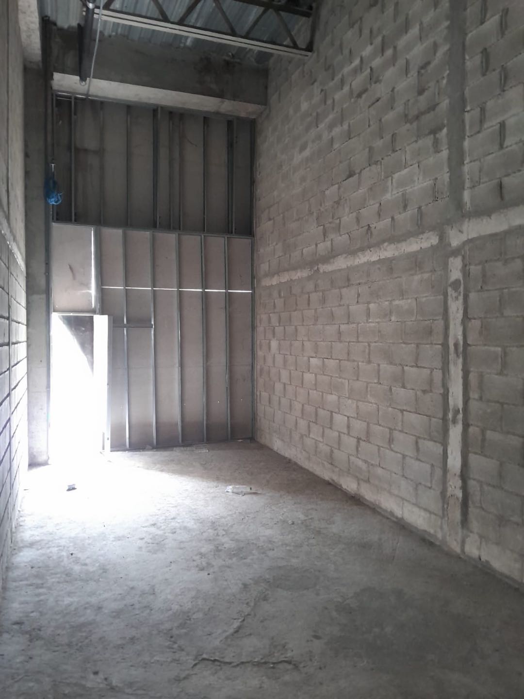 LOCAL EN VENTA EN LA CAROLINA - CARTAGENA