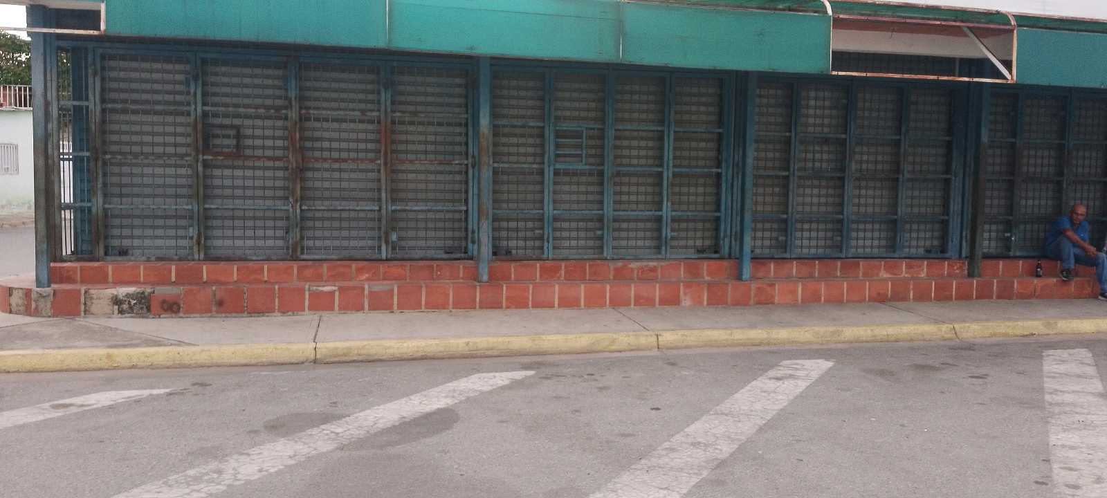 Local en Venta en Pinto Salinas c/c Mario Briceño Guacara EMP-9703509 - Foto 1