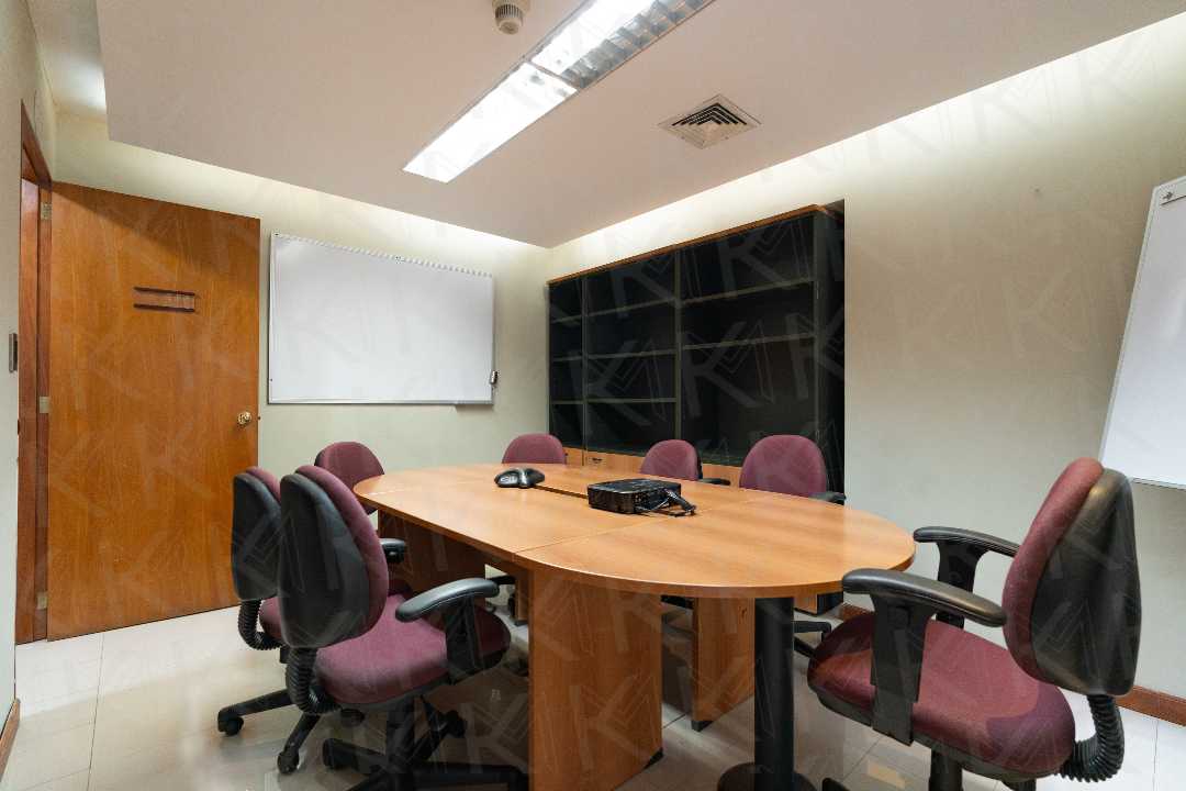 Los cortijos (Torre Corimon) - Oficina en venta