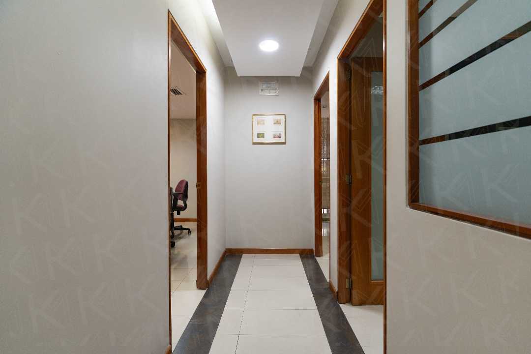 Los cortijos (Torre Corimon) - Oficina en venta