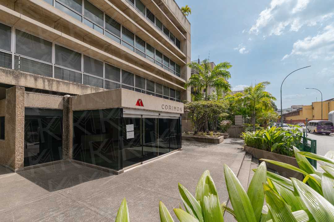 Los cortijos (Torre Corimon) - Oficina en venta