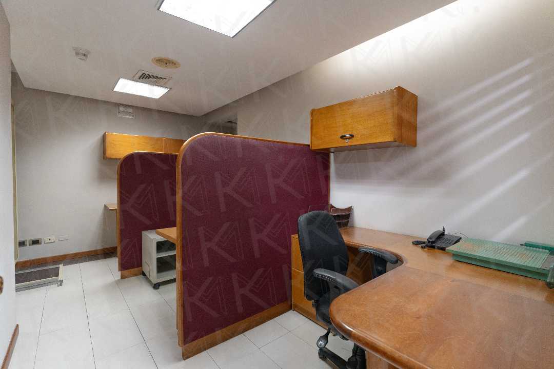 Los cortijos (Torre Corimon) - Oficina en venta