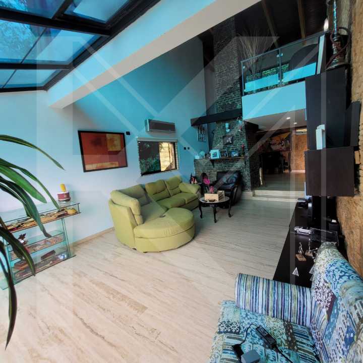 Los Robles - Casa en Venta
