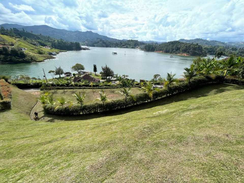 Foto 2 de Lote En El Peñol Vereda Uvital