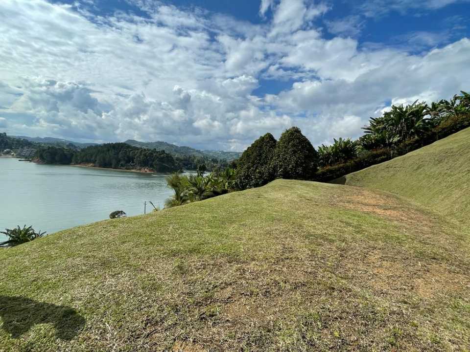 Foto 3 de Lote En El Peñol Vereda Uvital