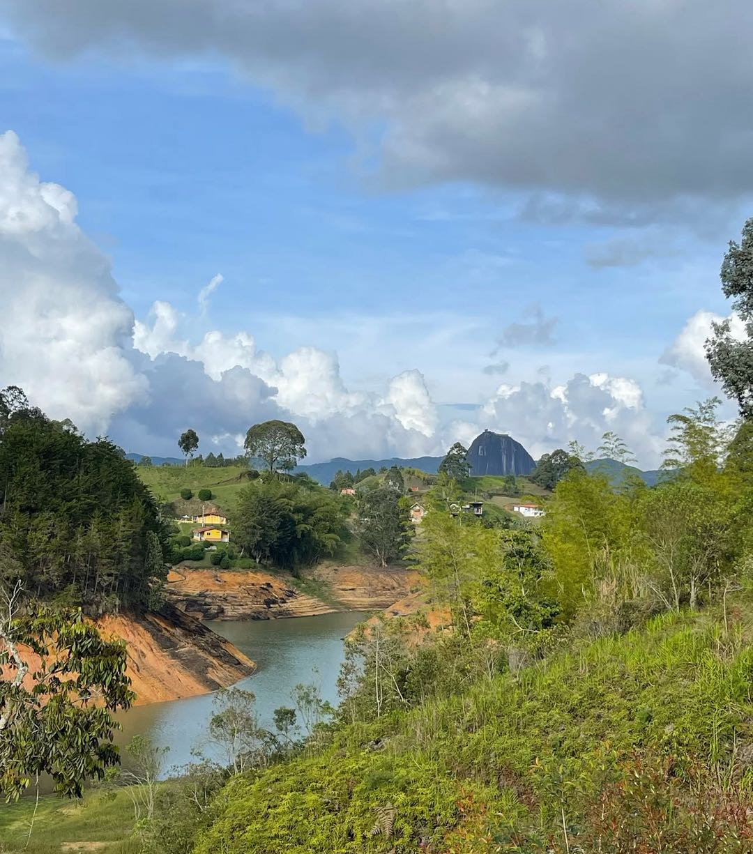 Lote en Guatape en venta con acceso a la Represa! — foto 2 de 4