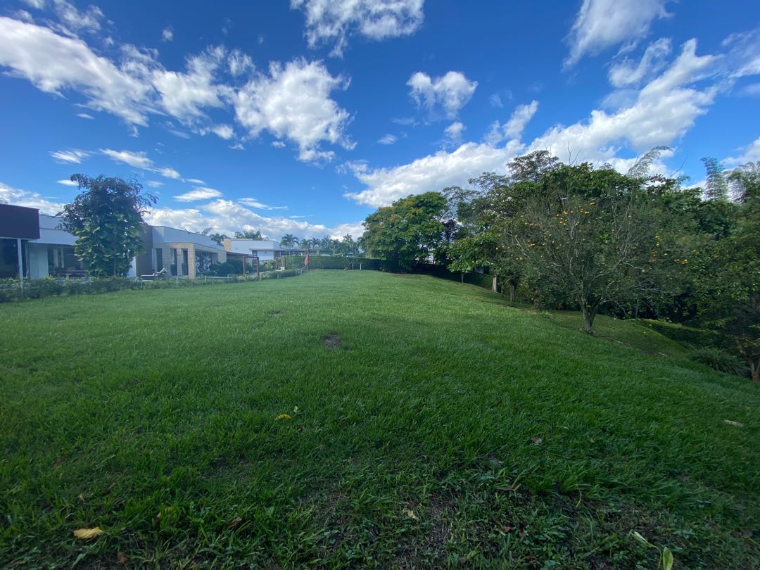 VENDO LOTE EN EXCLUSIVO CONDOMINIO CAMPESTRE VIA EL CAIMO