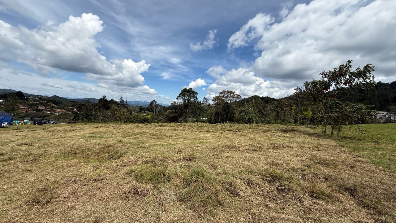 Lote en venta, Alto de Las Palmas, sector La Esperanza - Envigado