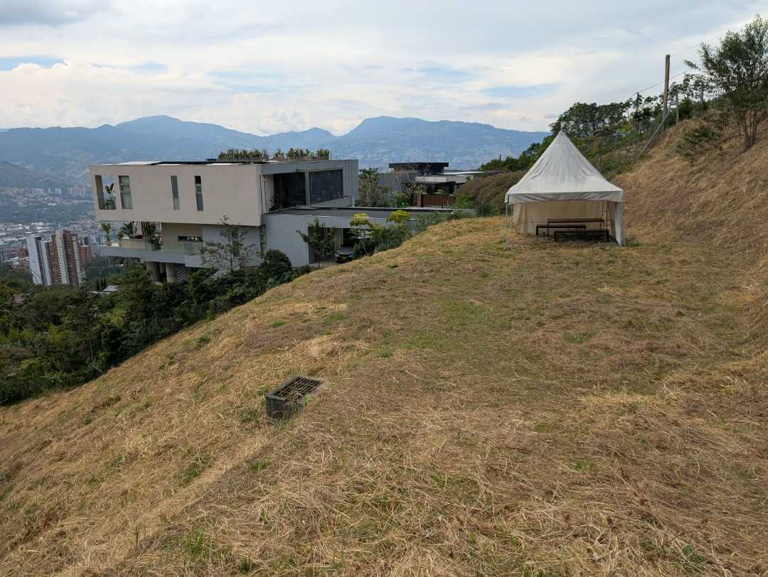 Lote en venta los Balsos Poblado 9