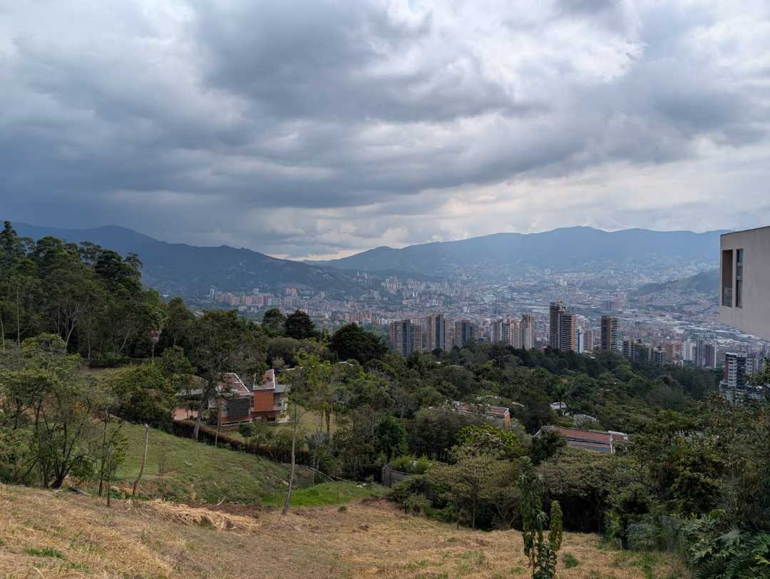 Lote en venta los Balsos Poblado 9