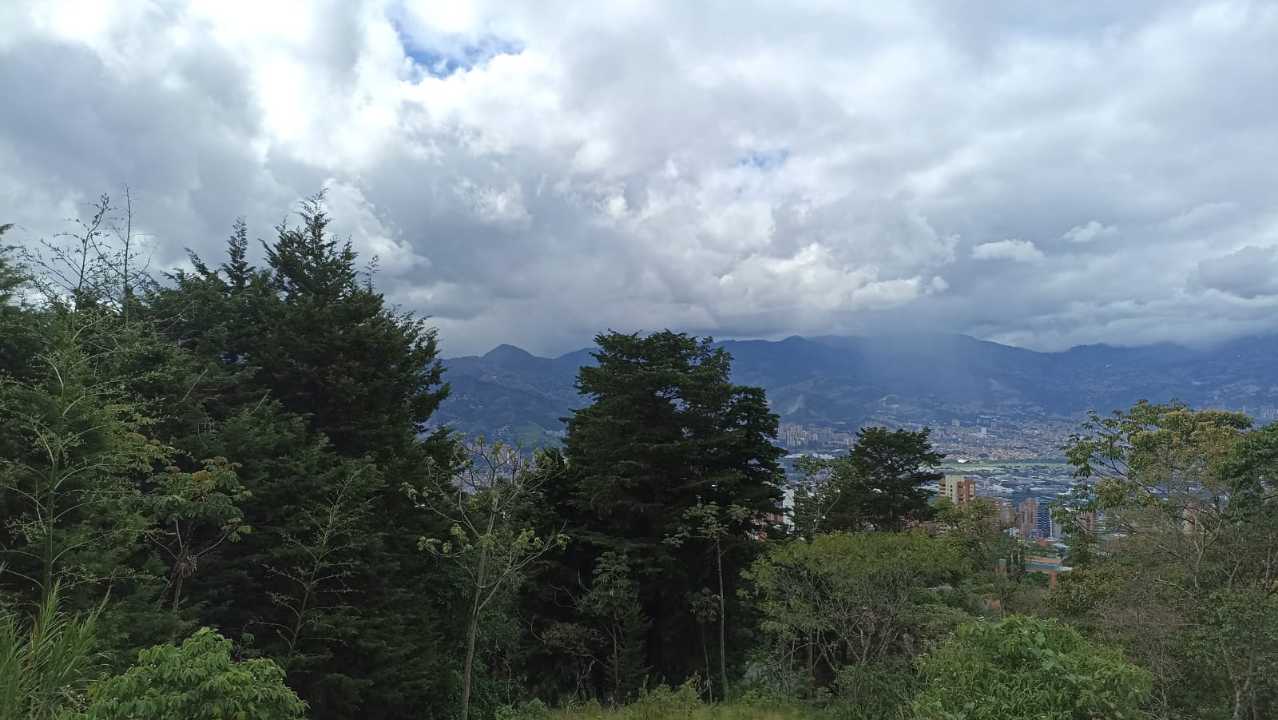 Lote en venta Poblado Los Balsos