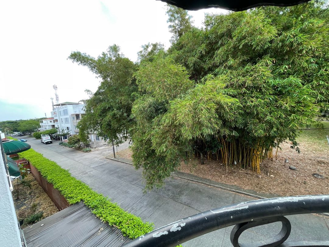 LUJOSA CASA EN PRADOS DEL LIMONAR CALI