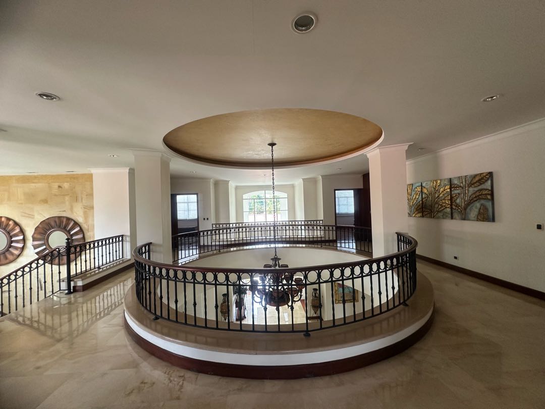 MANSIÓN EN VENTA EN LAS MERCEDES ALFAGUARA JAMUNDI