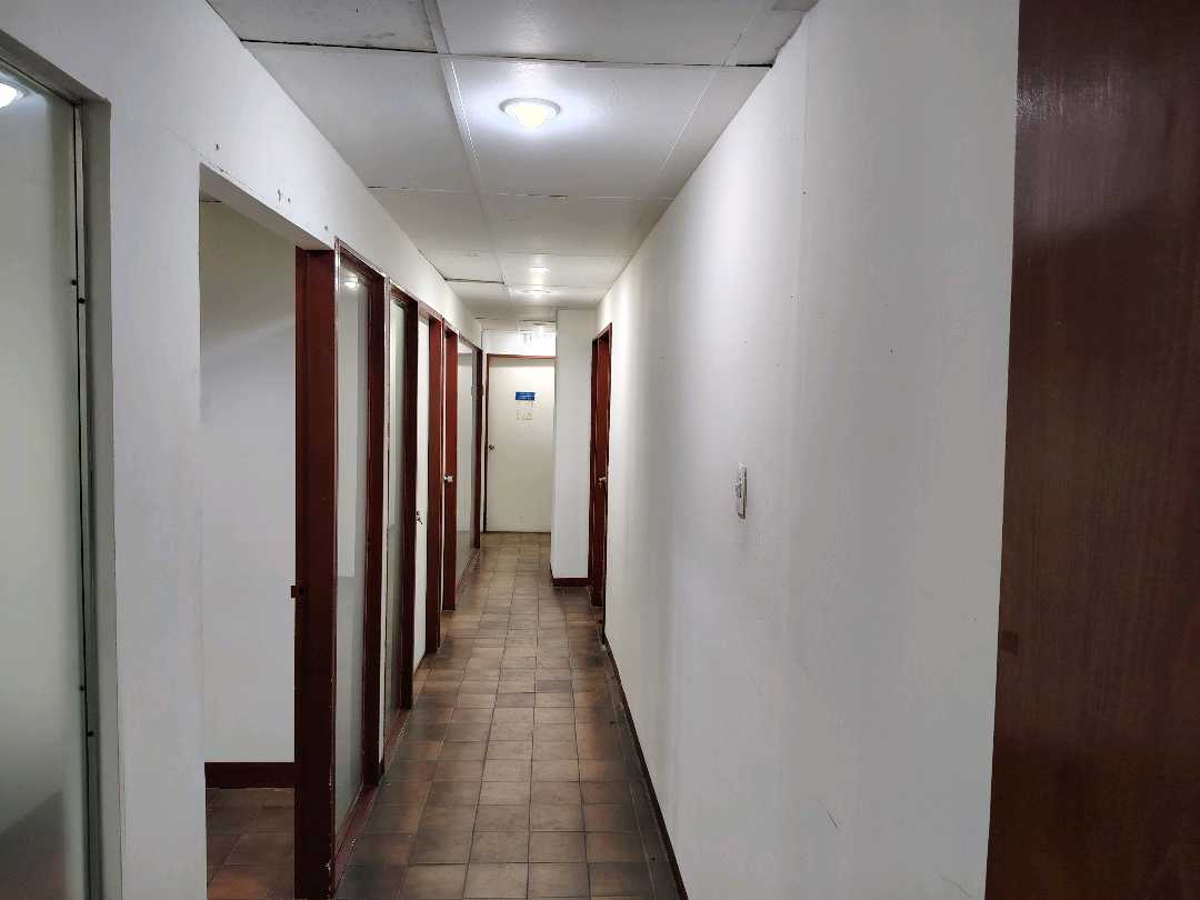 Oficina comercial en venta en el cc paseo las industrias LV-9642903 - Foto 6