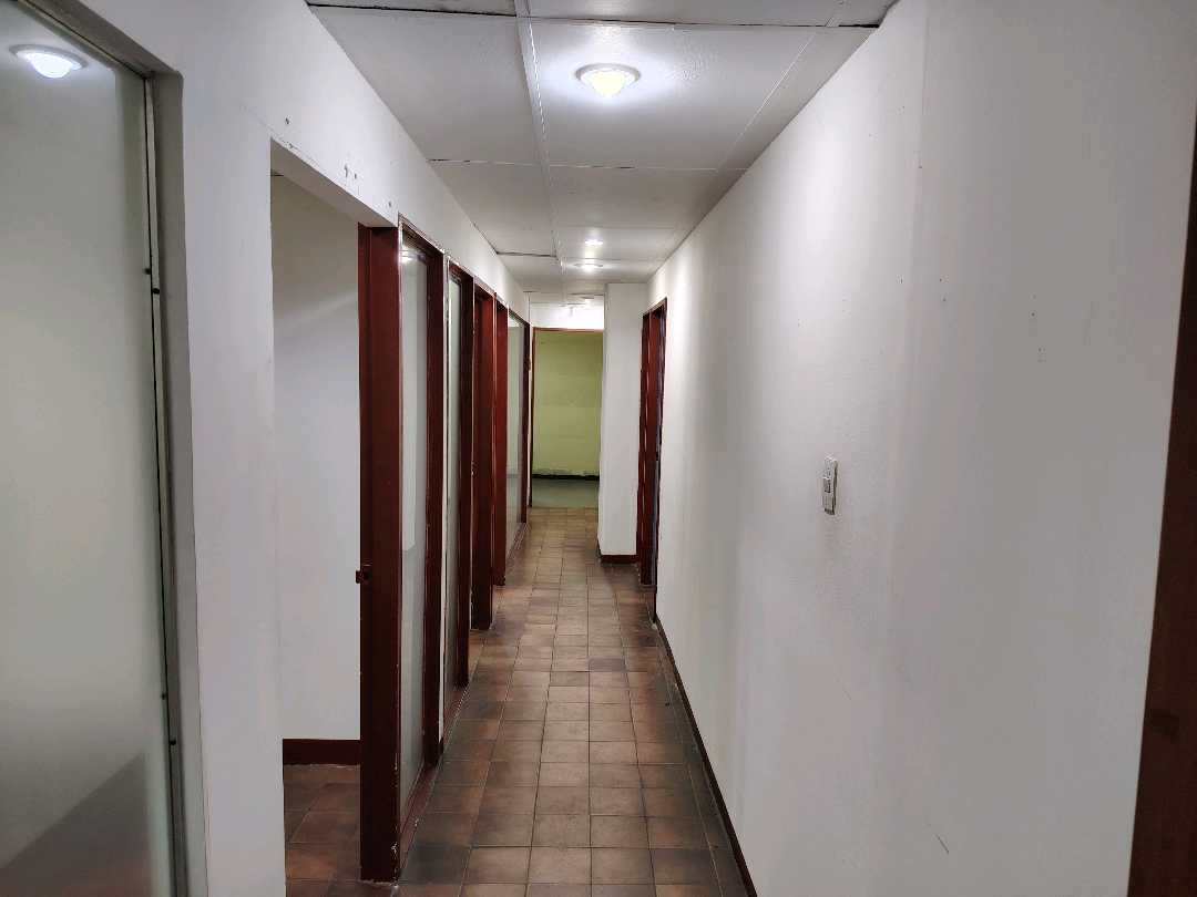 Oficina comercial en venta en el cc paseo las industrias LV-9642903 - Foto 7
