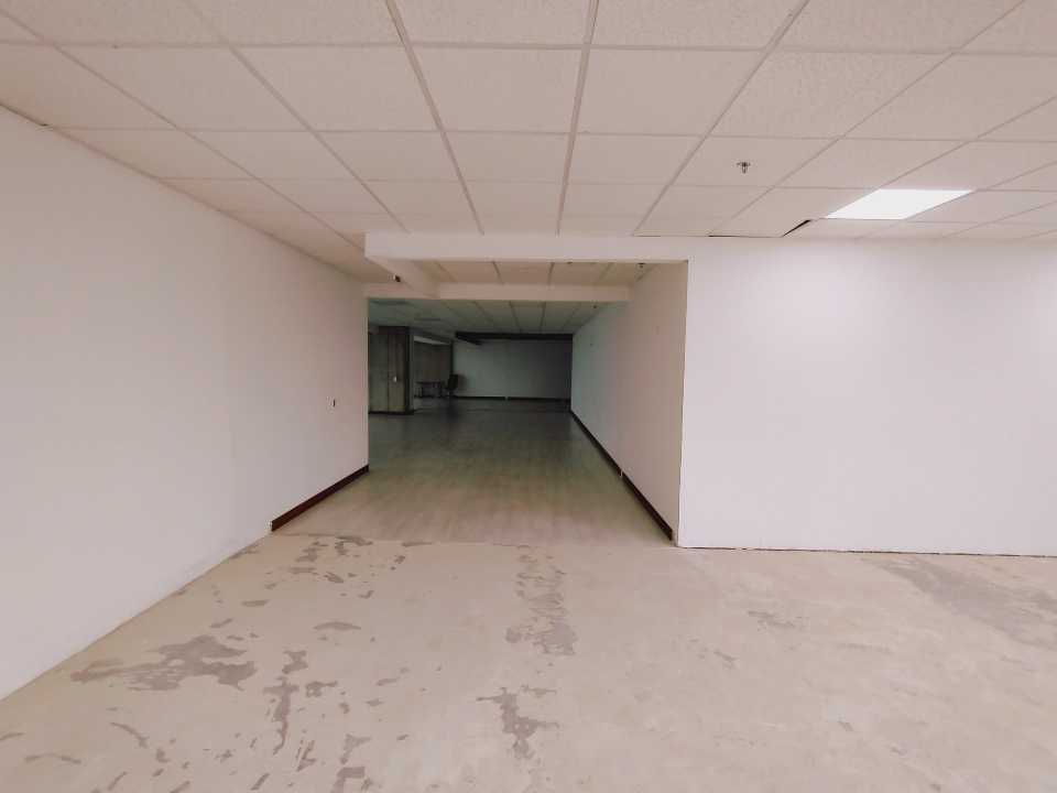 oficina en arriendo 658 m2 a 5 minutos del aeropuerto