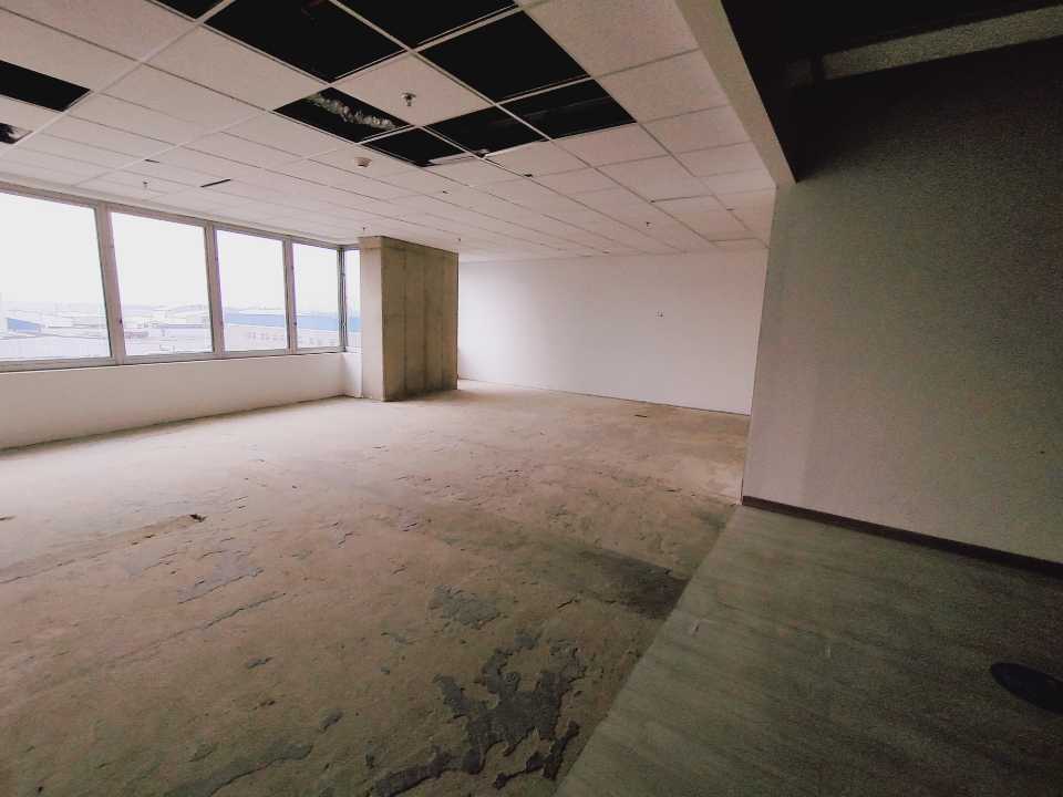 oficina en arriendo 658 m2 a 5 minutos del aeropuerto