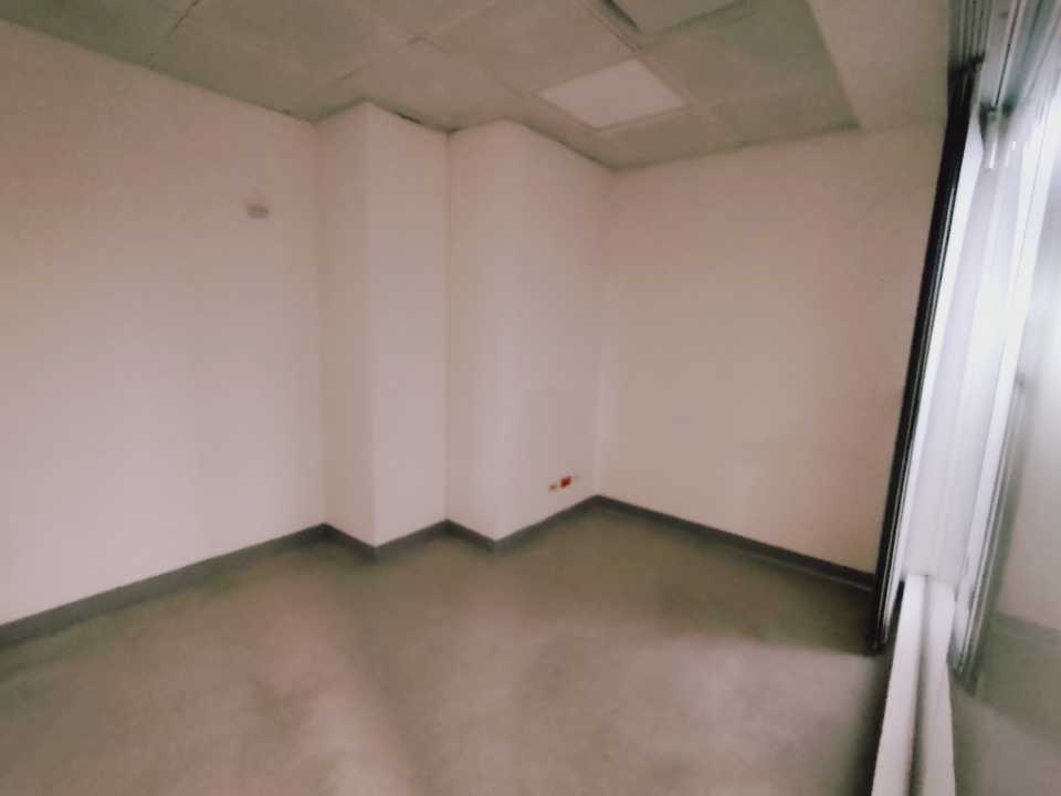 oficina en arriendo 658 m2 a 5 minutos del aeropuerto