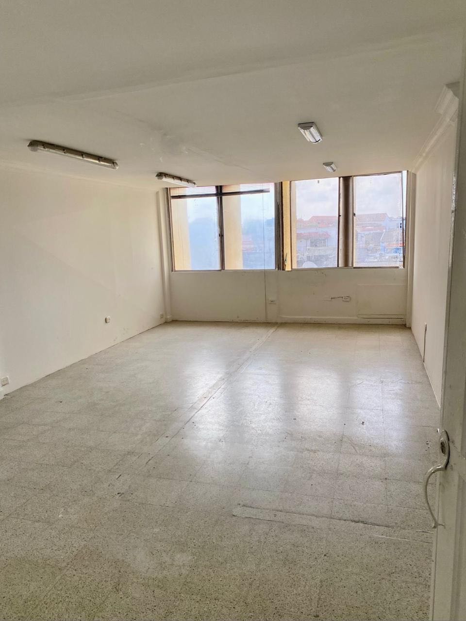 OFICINA EN VENTA EN EL CENTRO - CARTAGENA