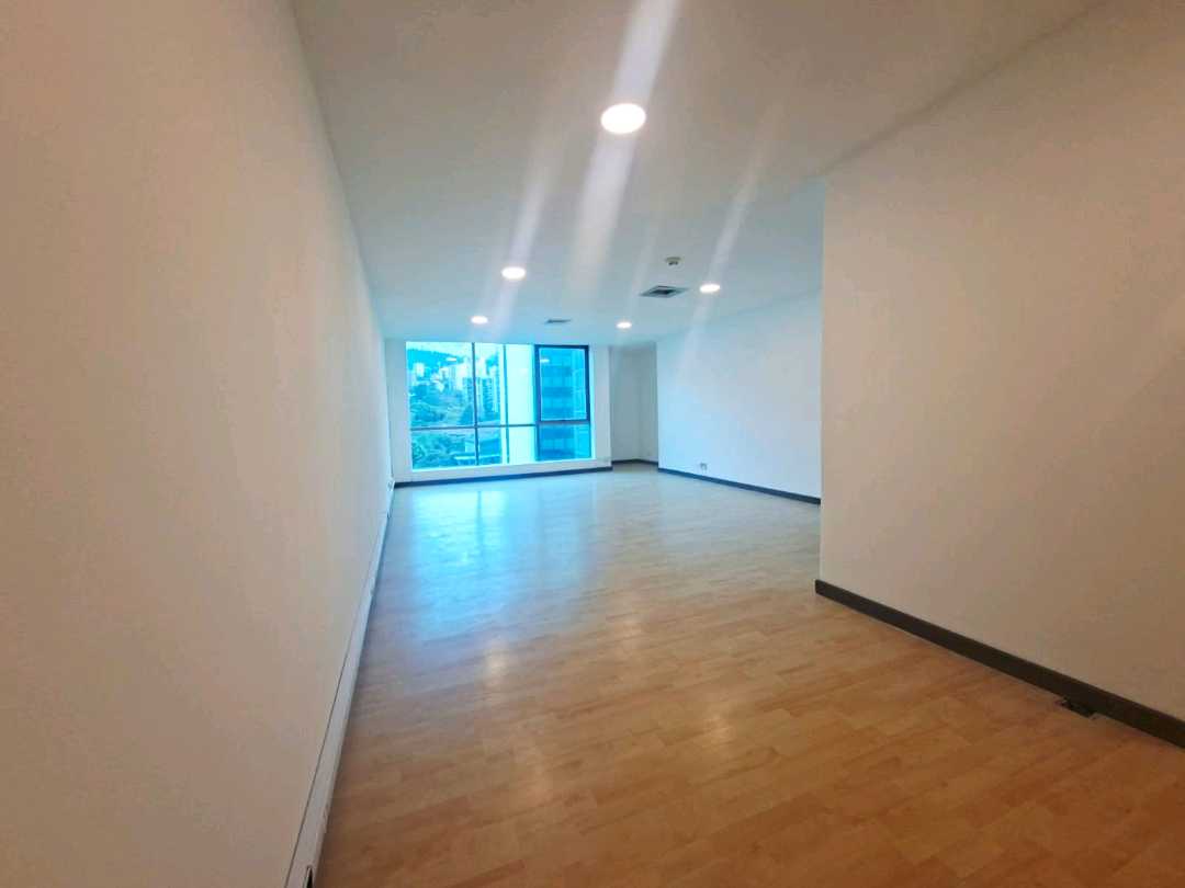 Oficina en arriendo Poblado Milla de Oro
