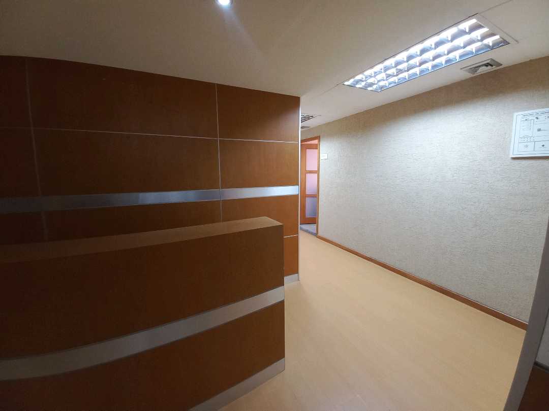 Oficina en Alquiler en Torre Camoruco Av. Bolívar Norte AR-9212324 - Foto 3