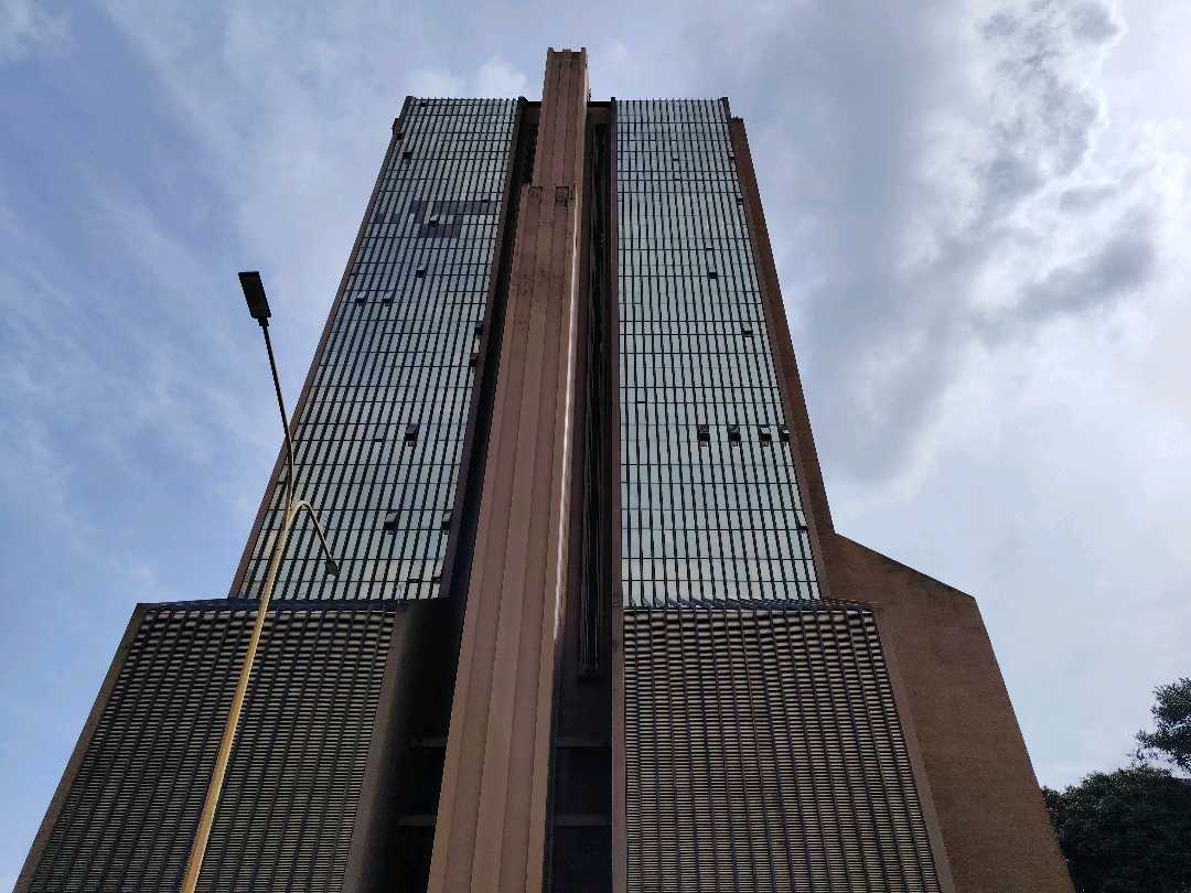 OFICINA EN VENTA AV CEDEÑO TORRE EMPRESARIAL LV-9580167 - Foto 1