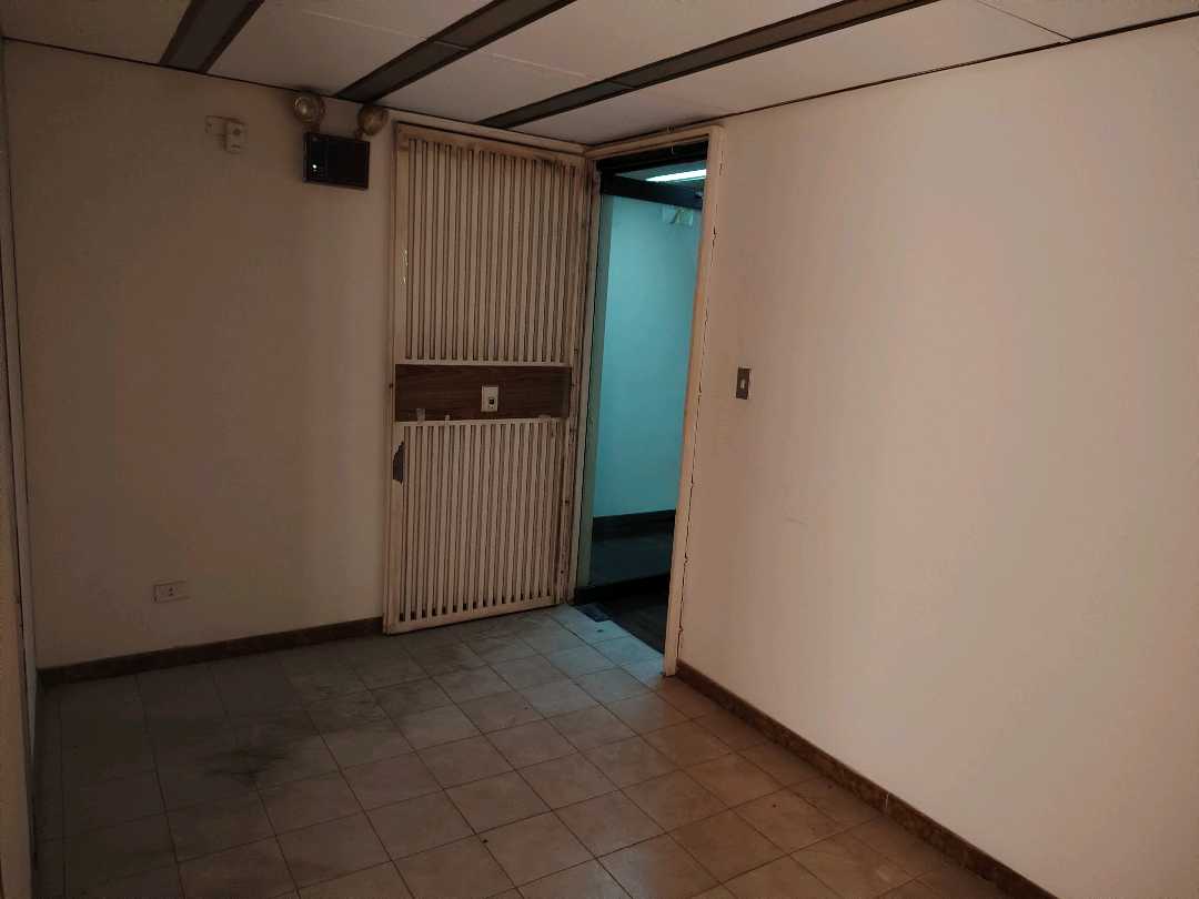 OFICINA EN VENTA AV CEDEÑO TORRE EMPRESARIAL LV-9580167 - Foto 7