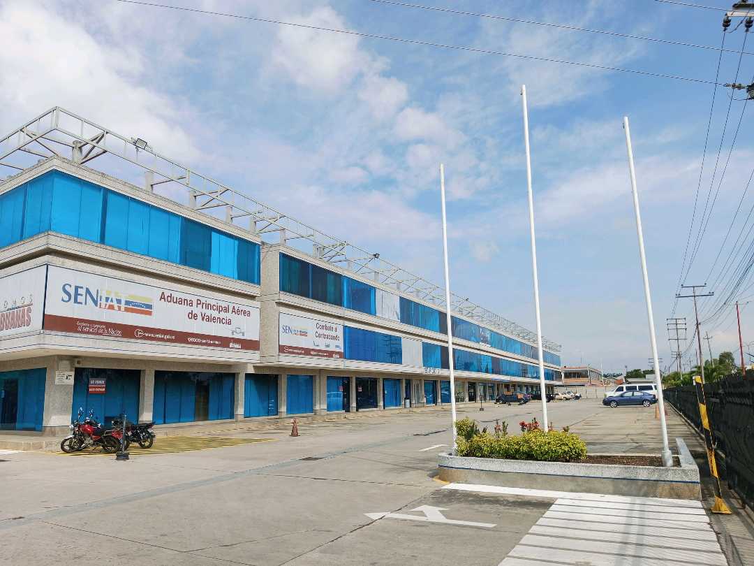 OFICINA EN VENTA EN CC AEROCENTRO VALENCIA CARABOBO AGR-9585323 - Foto 1