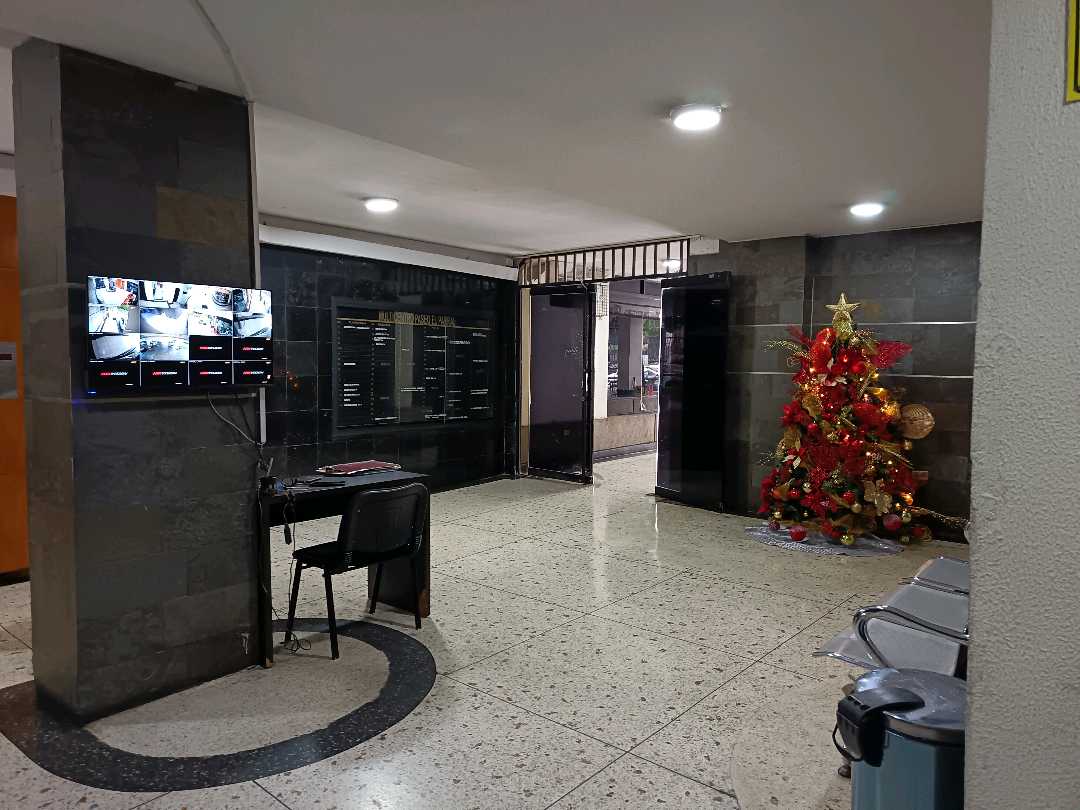OFICINA EN VENTA EN EL MULTICENTRO PASEO PARRAL IG-9669873 - Foto 2