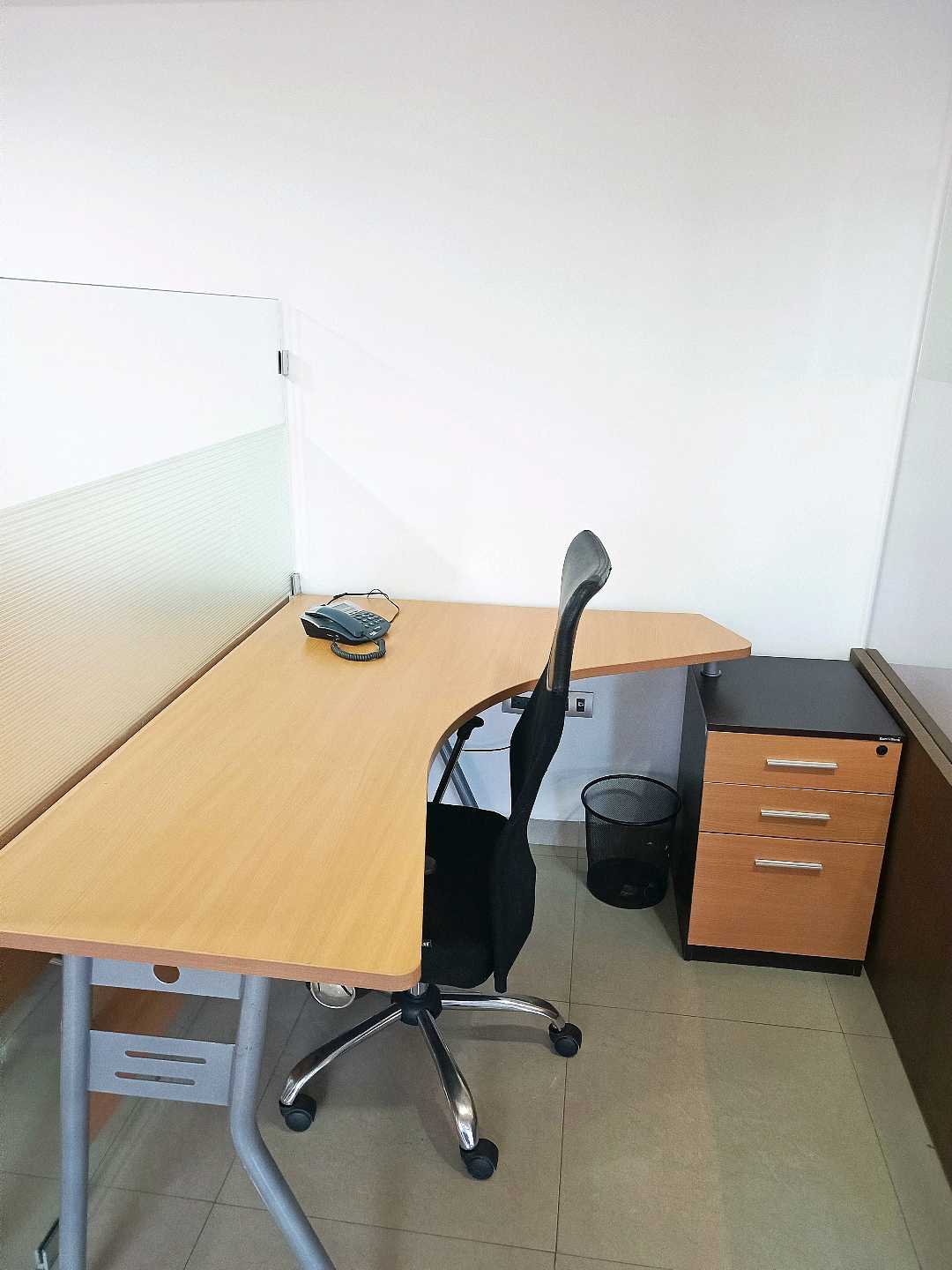 Oficina en Venta en el WTC Hesperia -Mañongo NF-9499580 - Foto 5