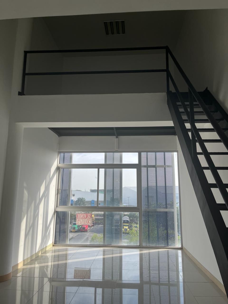 OFICINA EN VENTA EN MAMONAL - CARTAGENA